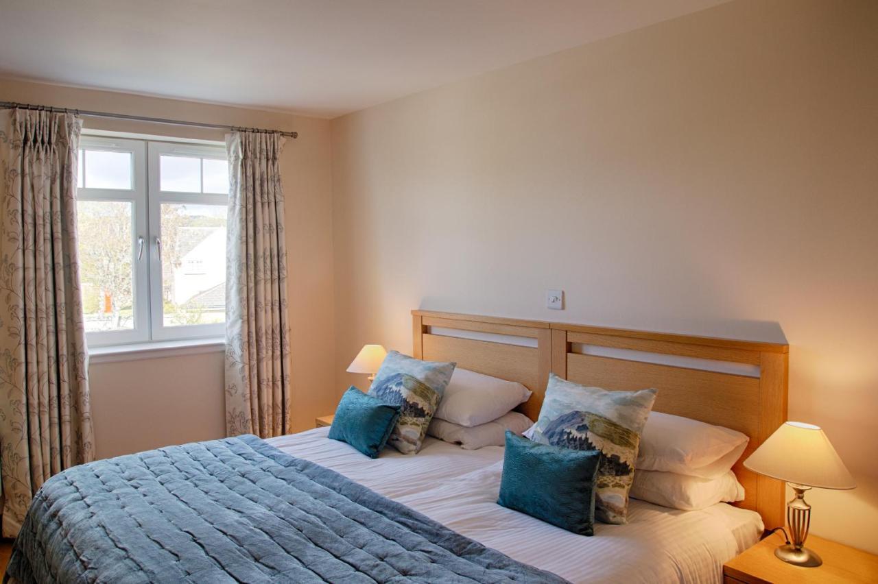 Links Apartment Brora Exterior photo