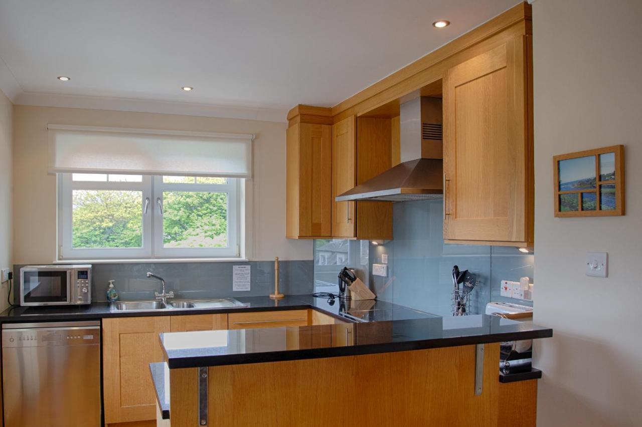 Links Apartment Brora Exterior photo