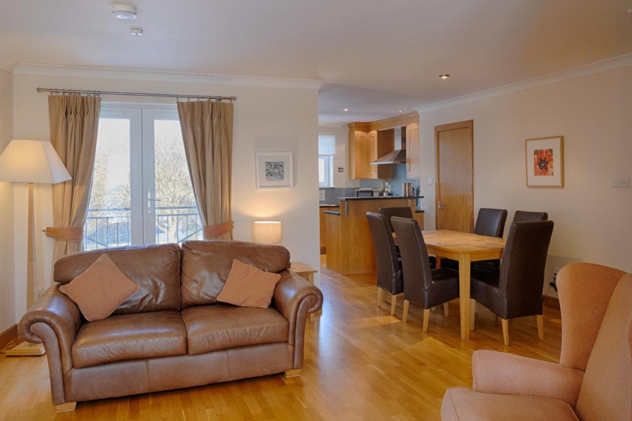 Links Apartment Brora Exterior photo