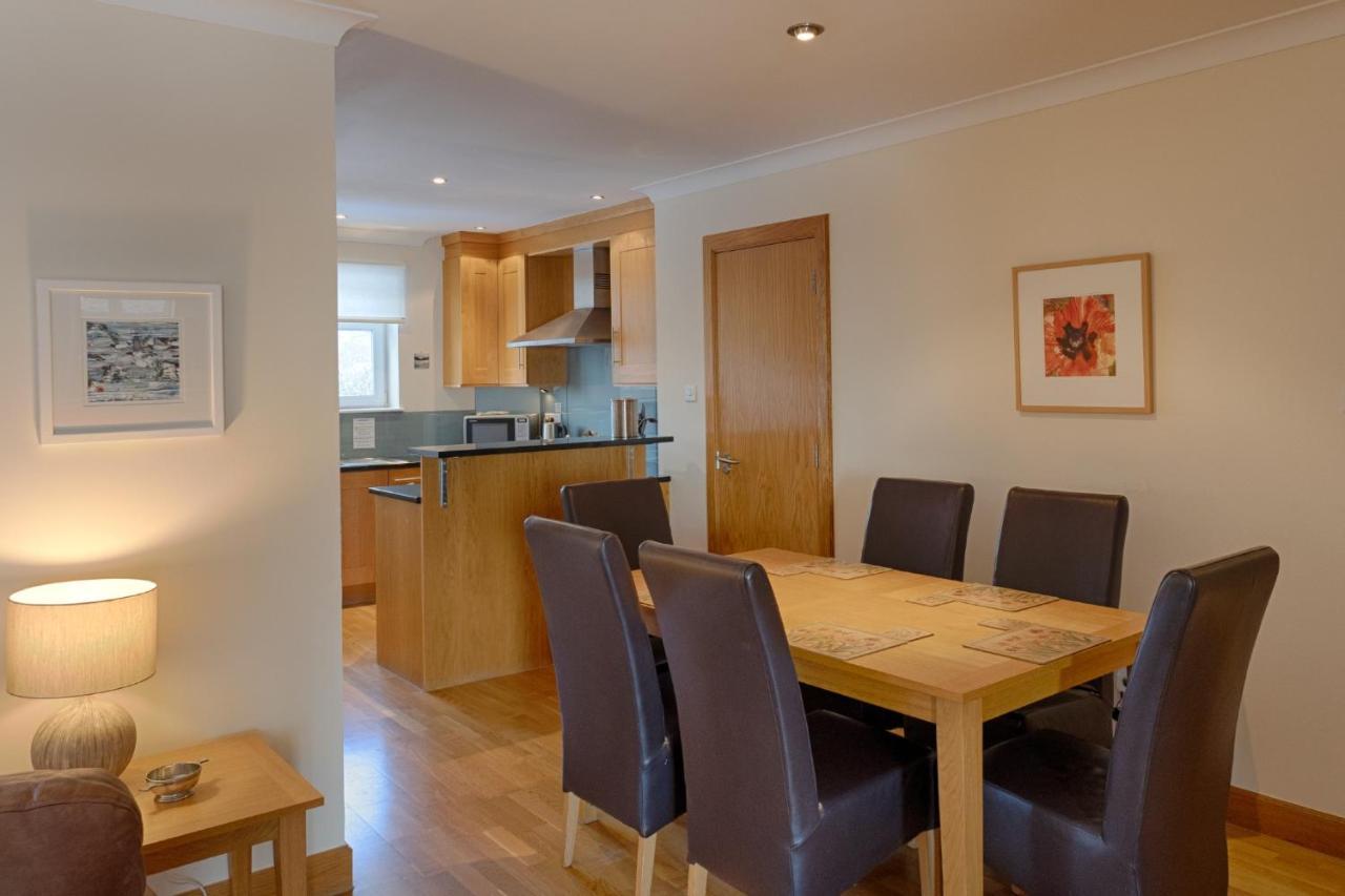 Links Apartment Brora Exterior photo